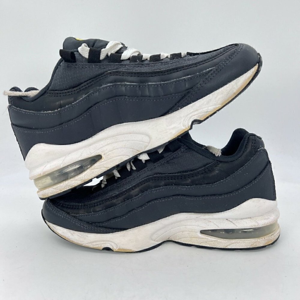 Nike Boys Air Max 95 905348-028 Low Top Black Athletic Sneaker Shoes Size 4.5 - Picture 6 of 12